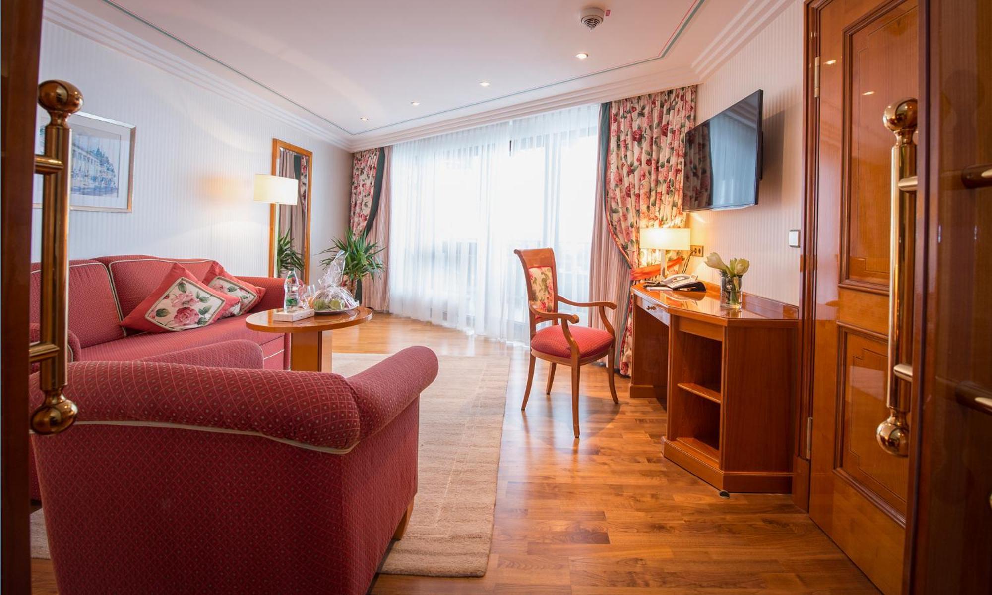 Hotel Dollenberg Бад-Петерсталь-Ґрісбах Номер фото